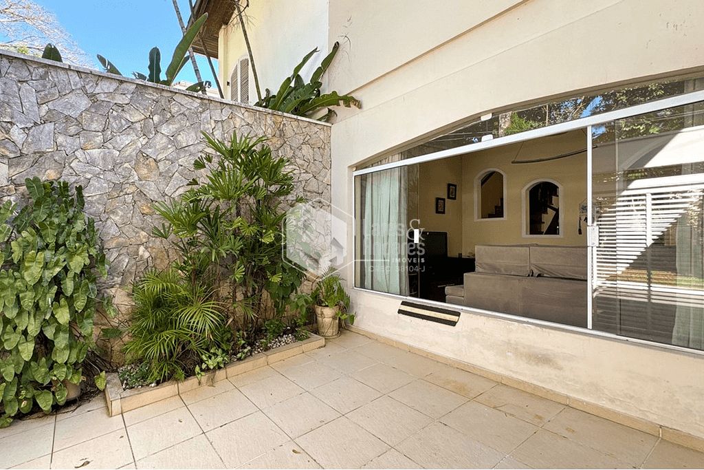 Casa, 3 quartos, 114 m² - Foto 1