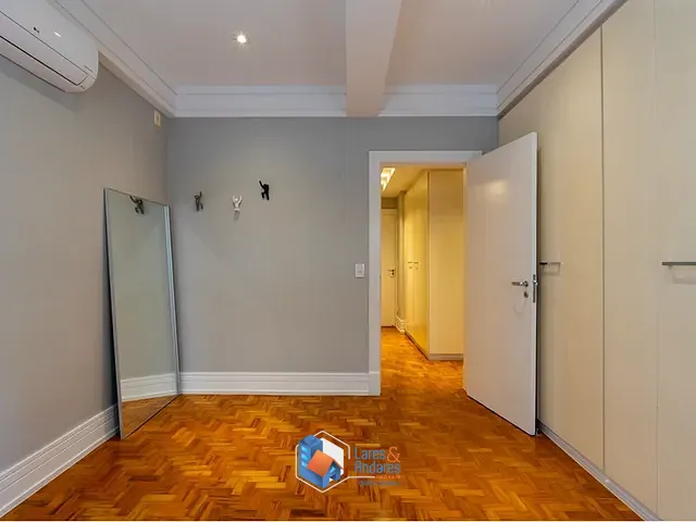 Apartamento 3 quartos e 5 banheiros, à venda, no bairro Cerqueira César em São Paulo