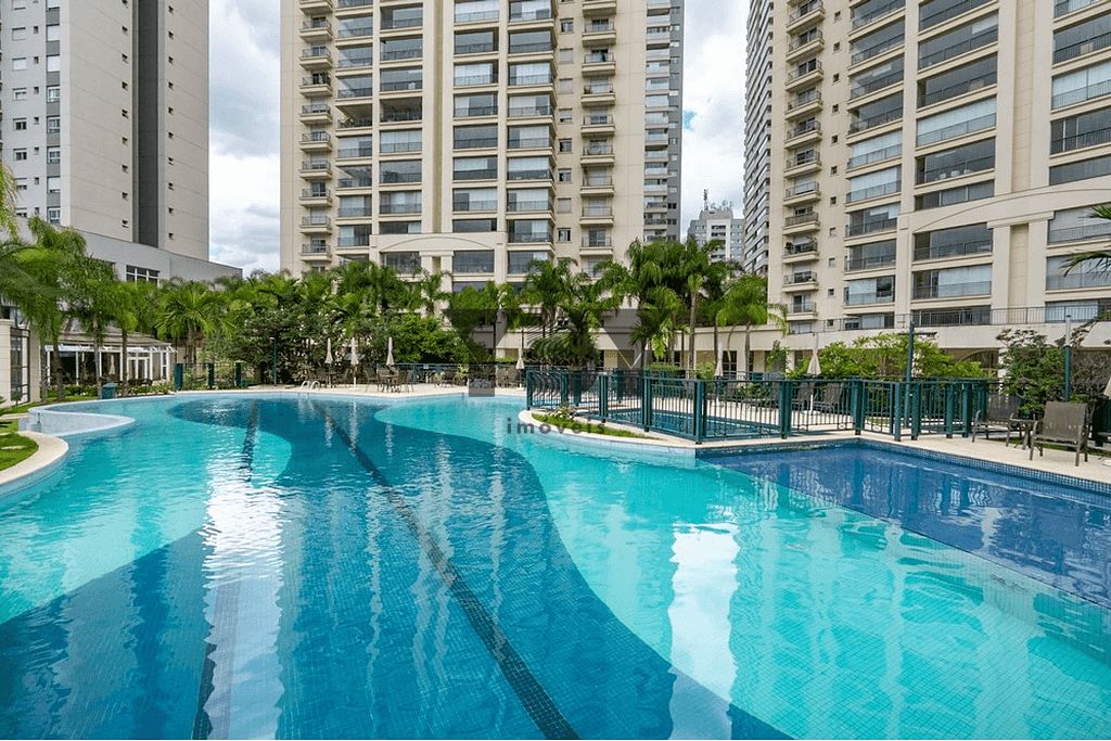 Apartamento, 3 quartos, 168 m² - Foto 2