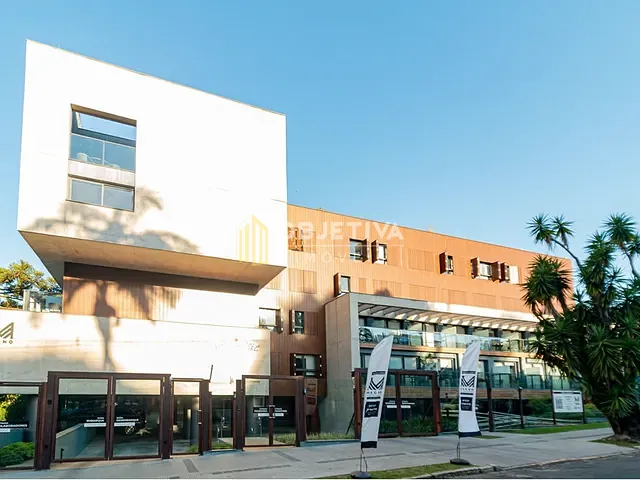 Apartamento 1 quarto e 1 banheiro, à venda, no bairro Três Figueiras em Porto Alegre