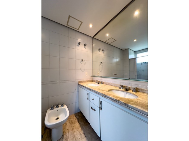 Foto do Apartamento - Apartamento à venda 4 Quartos 3 Suites 4 Vagas 214M² Sumarezinho São Paulo - SP | Lares e Andares Imóveis