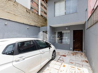 Casa 2 quartos e 3 banheiros, à venda, no bairro Chácara Santo Antônio (Zona Sul) em São Paulo