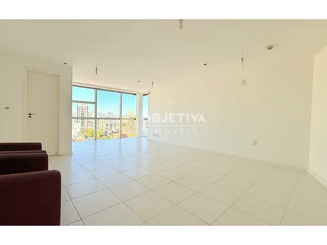 Sala à venda, no bairro Floresta em Porto Alegre