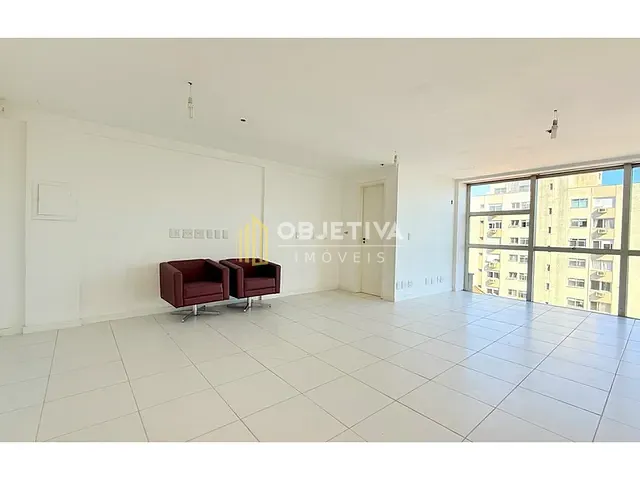 Sala à venda, no bairro Floresta em Porto Alegre