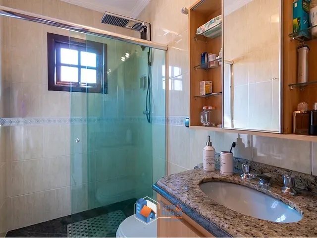 Casa 3 quartos e 4 banheiros, à venda, no bairro Jardim Santa Cruz (Campo Grande) em São Paulo