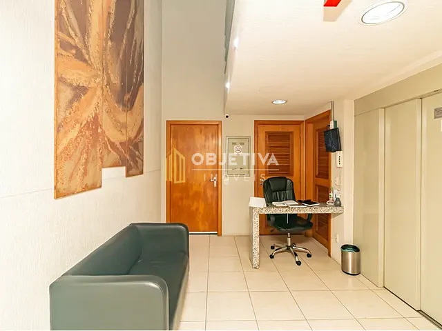 Sala à venda, no bairro Cidade Baixa em Porto Alegre