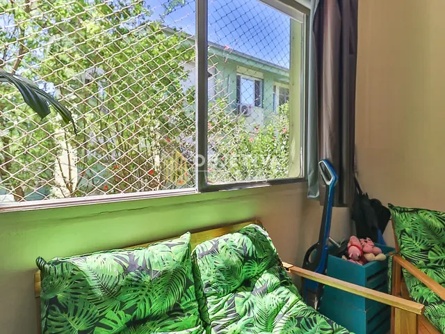 Apartamento 2 quartos e 1 banheiro, à venda, no bairro Camaquã em Porto Alegre