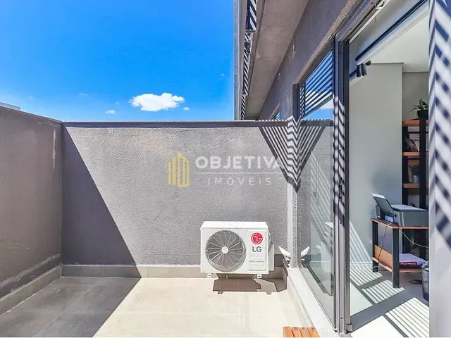 Sala à venda, no bairro Partenon em Porto Alegre