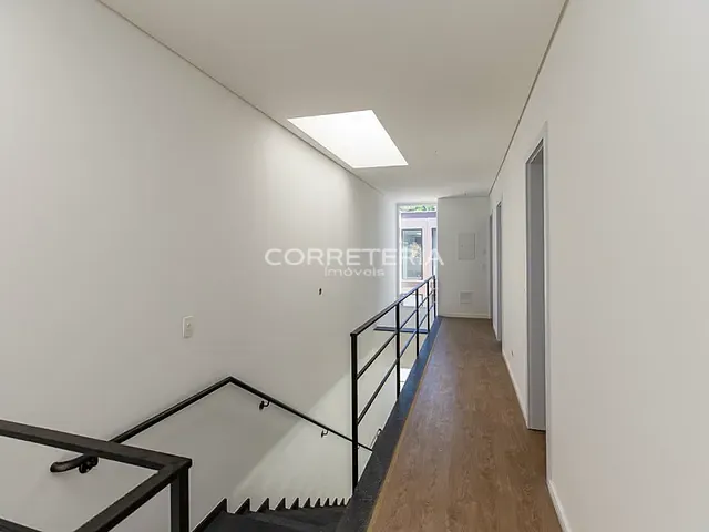 Casa 4 quartos e 6 banheiros, à venda, no bairro Jardim Cordeiro em São Paulo