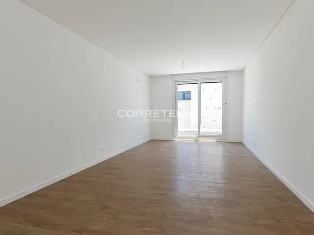 Casa 4 quartos e 6 banheiros, à venda, no bairro Jardim Cordeiro em São Paulo