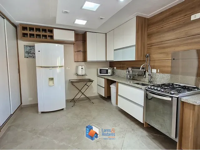 Casa 6 quartos e 8 banheiros, à venda, no bairro Jardim Prudência em São Paulo
