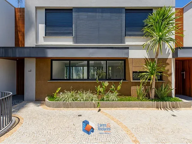 Casa 4 quartos e 6 banheiros, à venda, no bairro Santo Amaro em São Paulo
