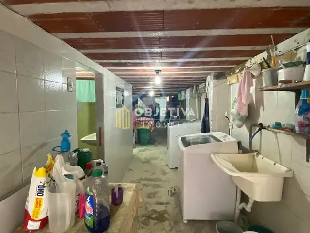 Casa 4 quartos e 1 banheiro, à venda, no bairro Centro Histórico em Porto Alegre