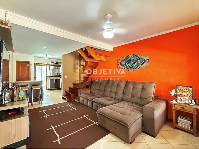 Casa 3 quartos e 3 banheiros, à venda, no bairro Ipanema em Porto Alegre