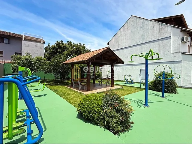 Casa 3 quartos e 3 banheiros, à venda, no bairro Ipanema em Porto Alegre