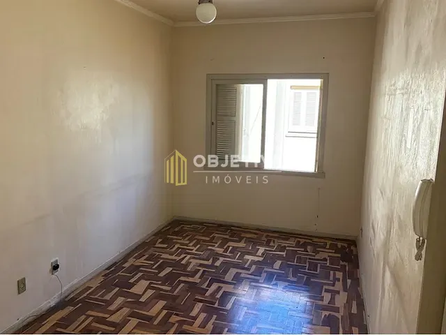 Apartamento 1 quarto e 1 banheiro, à venda, no bairro Floresta em Porto Alegre
