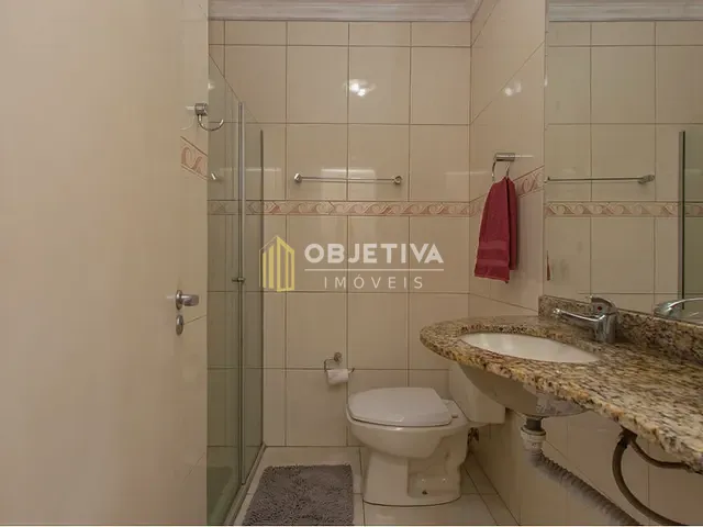 Casa 5 quartos e 4 banheiros, à venda, no bairro Vila Ipiranga em Porto Alegre