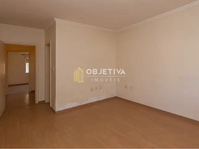 Casa 5 quartos e 4 banheiros, à venda, no bairro Vila Ipiranga em Porto Alegre