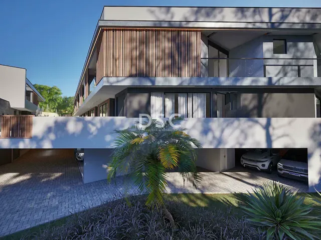 Casa 3 quartos e 4 banheiros, à venda, no bairro Jardim Social em Curitiba