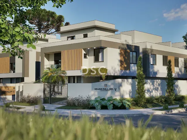 Casa 3 quartos e 3 banheiros, à venda, no bairro Uberaba em Curitiba