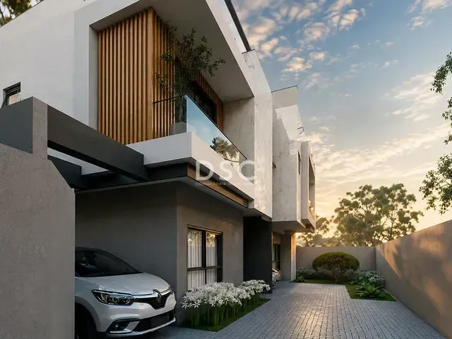 Casa 3 quartos e 4 banheiros, à venda, no bairro Guabirotuba em Curitiba