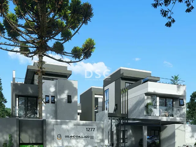 Casa 3 quartos e 5 banheiros, à venda, no bairro Alto da XV em Curitiba