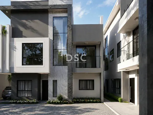 Casa 3 quartos e 5 banheiros, à venda, no bairro Alto da XV em Curitiba