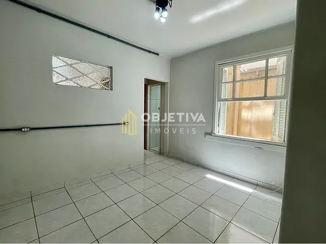 Apartamento 2 quartos e 1 banheiro, à venda, no bairro Centro Histórico em Porto Alegre