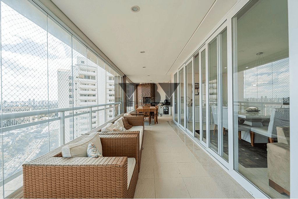 Apartamento, 3 quartos, 171 m² - Foto 1