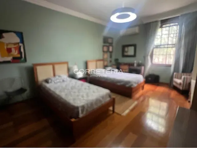 Casa 4 quartos e 5 banheiros, à venda, no bairro Jardim Morumbi em São Paulo