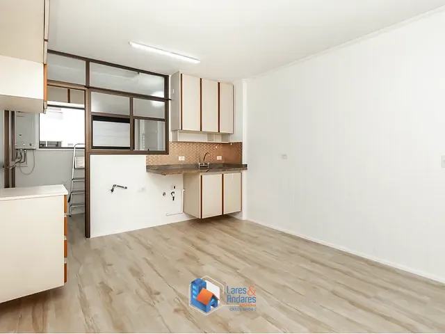 Apartamento 3 quartos e 3 banheiros, à venda, no bairro Moema em São Paulo