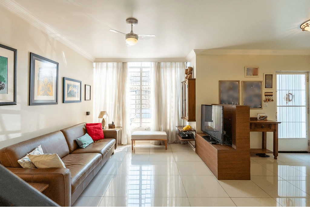 Casa à venda 3 Quartos 2 Vagas 168M² Vila Cordeiro São Paulo - SP