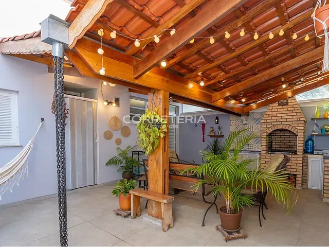 Casa 3 quartos e 4 banheiros, à venda, no bairro Vila Cordeiro em São Paulo