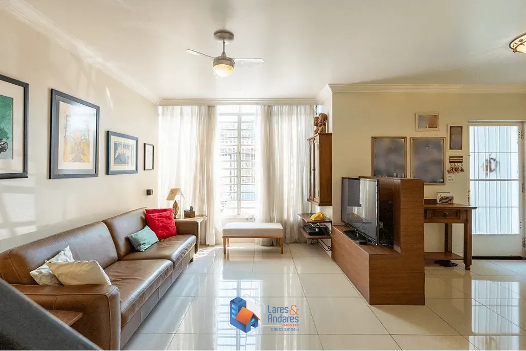 Casa, 3 quartos, 168 m² - Foto 1