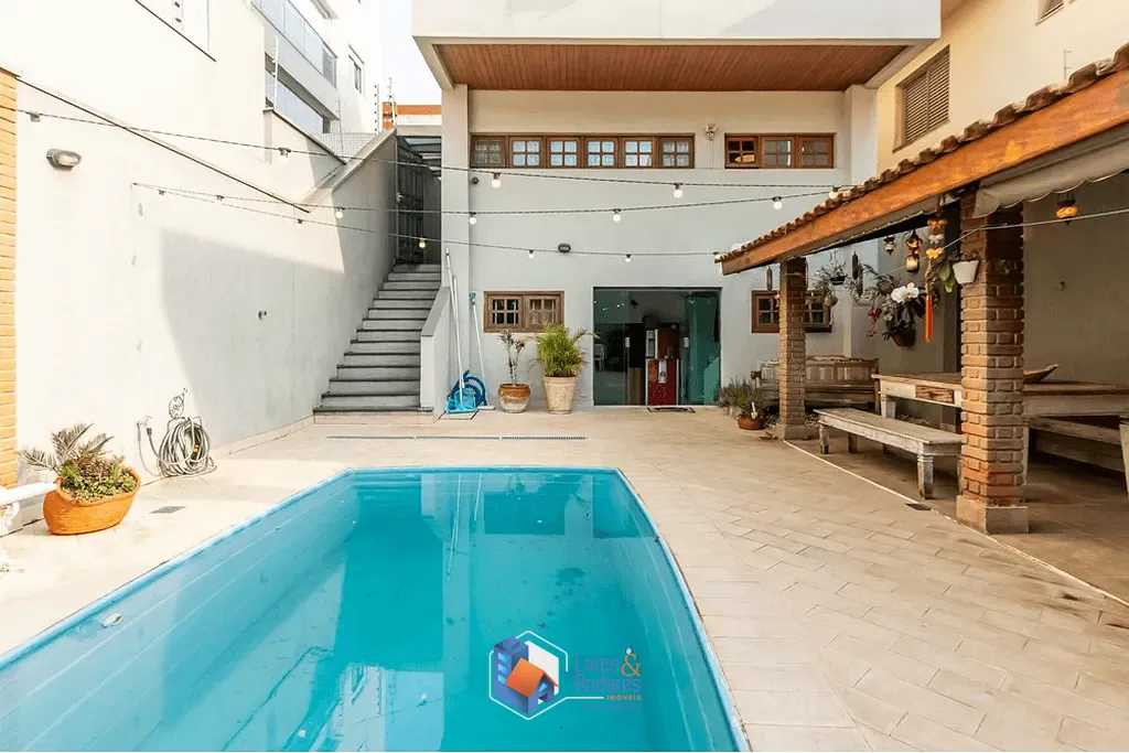 Casa, 4 quartos, 220 m² - Foto 1