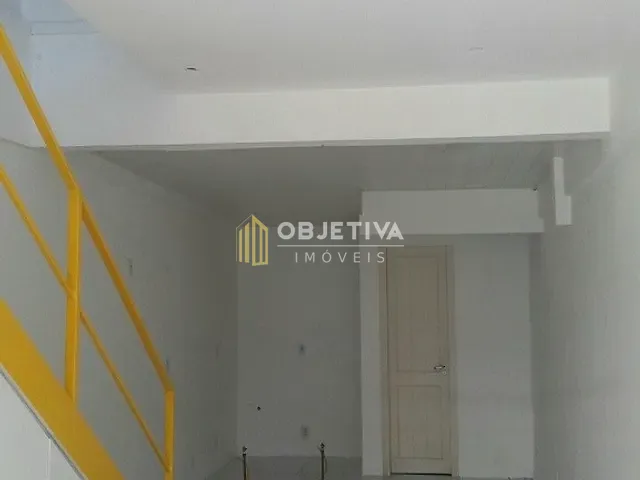 Loja à venda, no bairro Rio Branco em Porto Alegre