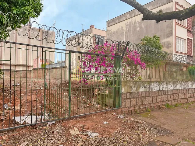 Terreno à venda, no bairro Partenon em Porto Alegre
