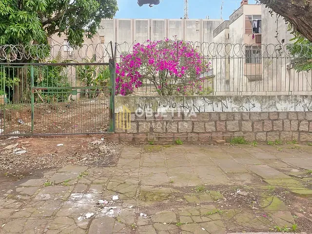 Terreno à venda, no bairro Partenon em Porto Alegre