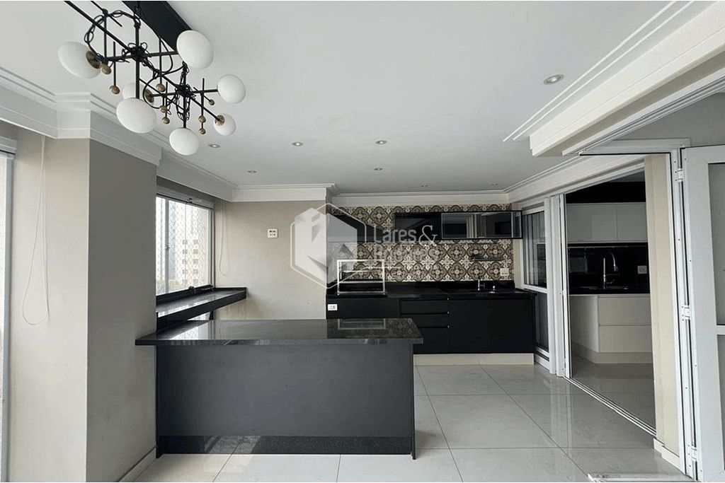 Apartamento, 3 quartos, 140 m² - Foto 1