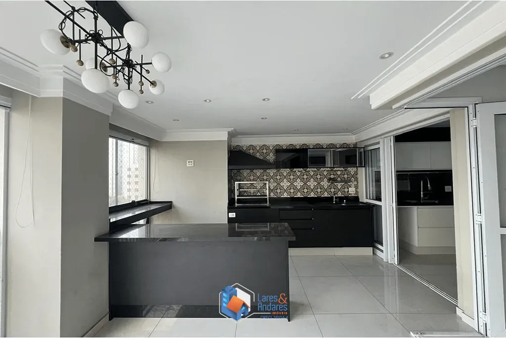 Apartamento, 3 quartos, 140 m² - Foto 1