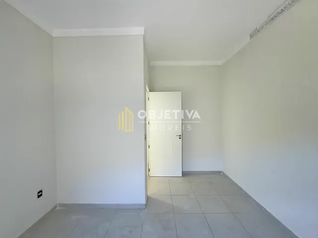 Casa 2 quartos e 1 banheiro, à venda, no bairro Olaria em Canoas