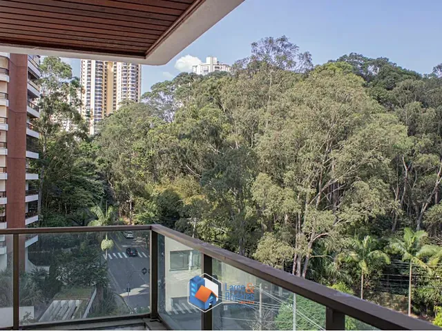 Apartamento 4 quartos e 4 banheiros, à venda, no bairro Morumbi em São Paulo