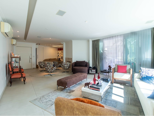 Foto do Apartamento - Apartamento à venda 3 Quartos 3 Suites 4 Vagas 257M² Real Parque São Paulo - SP | Correteria Imóveis