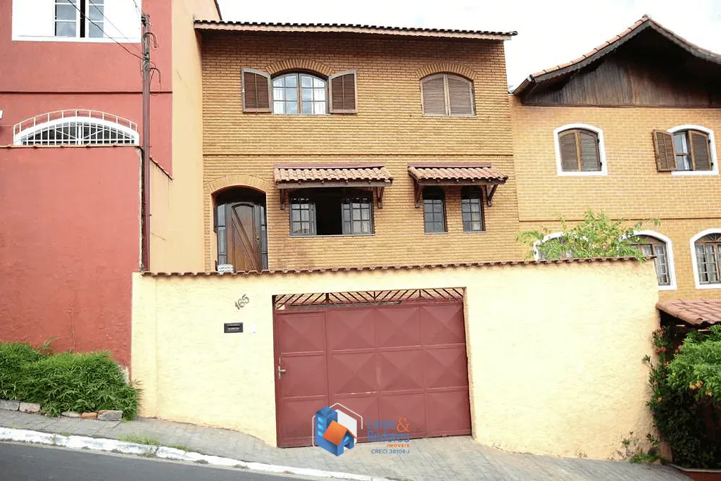 Casa, 3 quartos, 177 m² - Foto 1