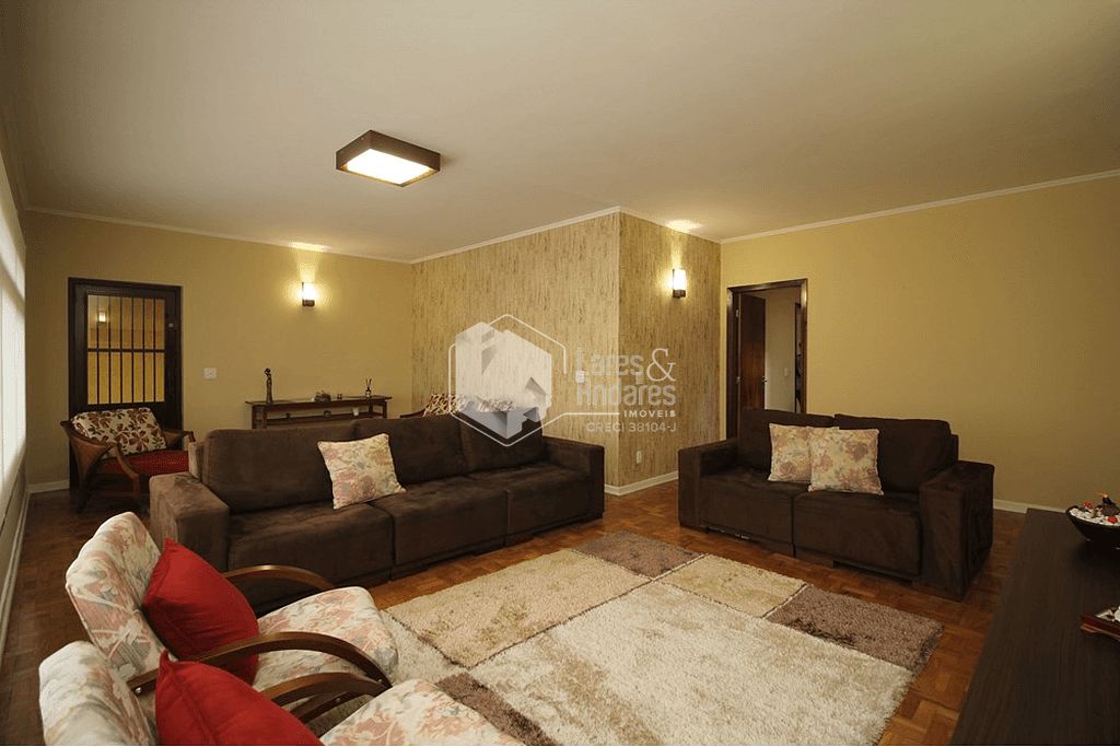 Casa, 3 quartos, 248 m² - Foto 1