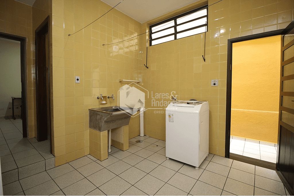 Casa, 3 quartos, 248 m² - Foto 24