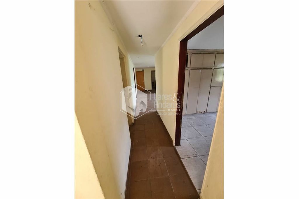 Casa, 6 quartos, 239 m² - Foto 4