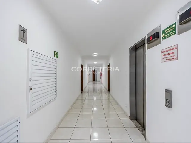 Sala à venda, no bairro Santo Amaro em São Paulo