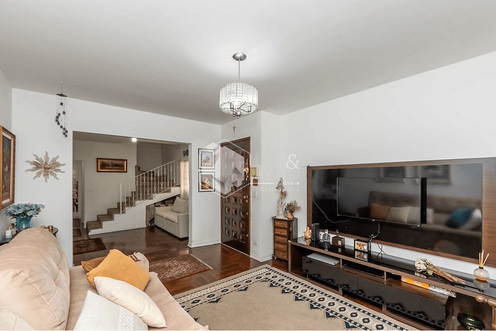 Casa, 3 quartos, 179 m² - Foto 1