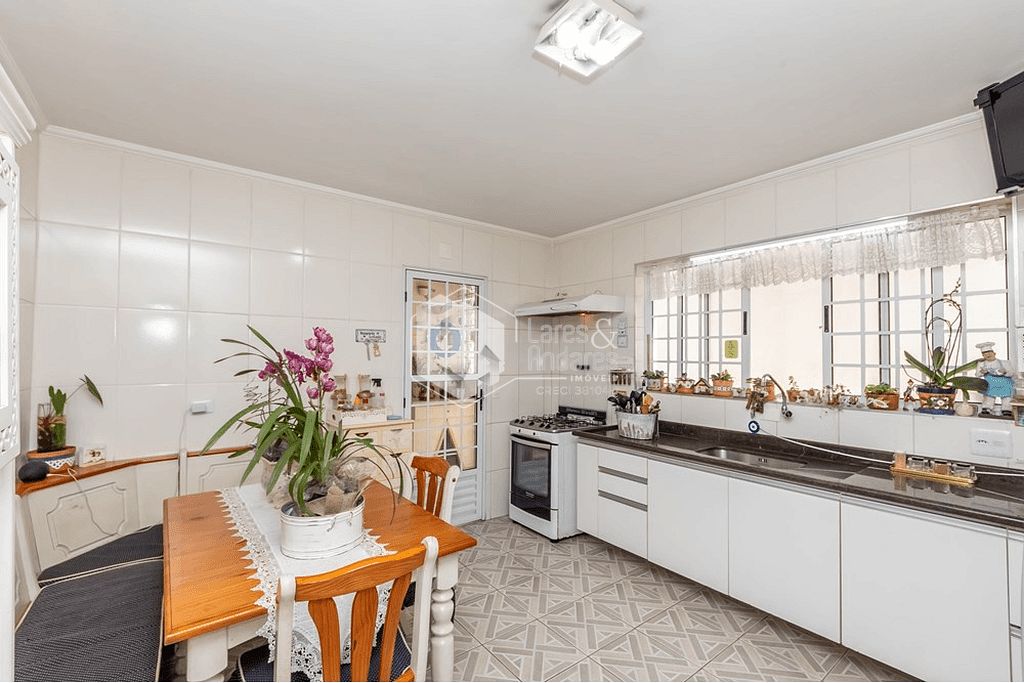 Casa, 3 quartos, 179 m² - Foto 2